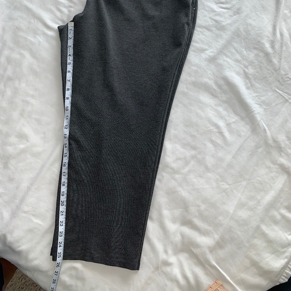 Grey Cato Knit size 22/24WP - Picture 4 of 4